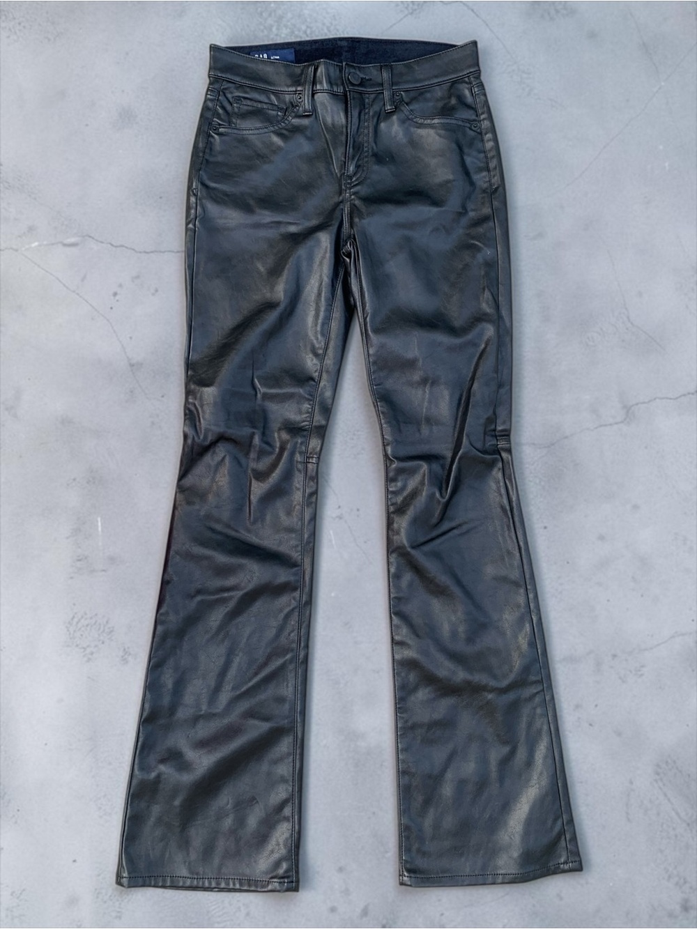 Gap Women’s Black Faux Leather Flare Pants Size 2